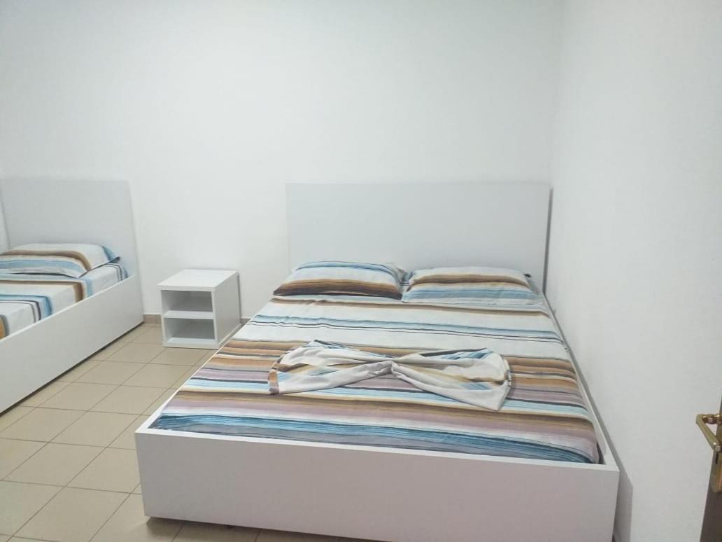 Flat Ergli Apartment เวลิโปเยอ ภายนอก รูปภาพ