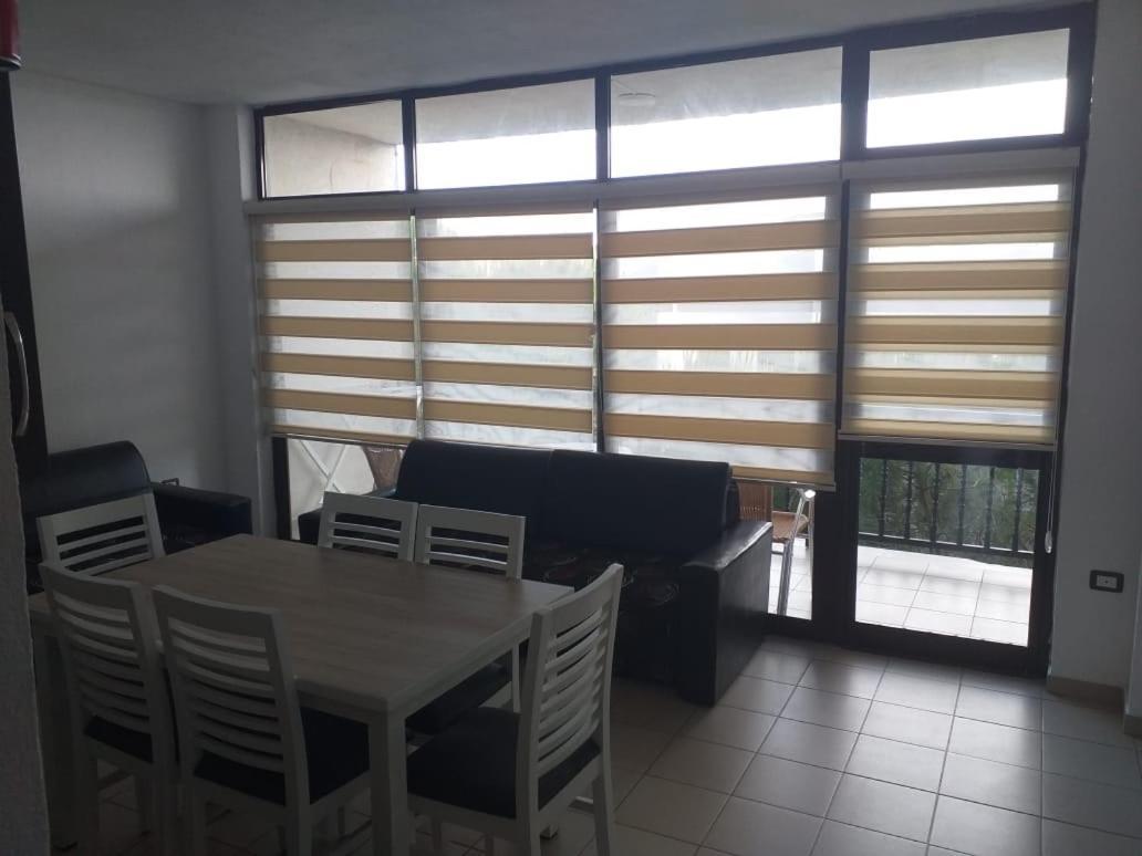 Flat Ergli Apartment เวลิโปเยอ ภายนอก รูปภาพ