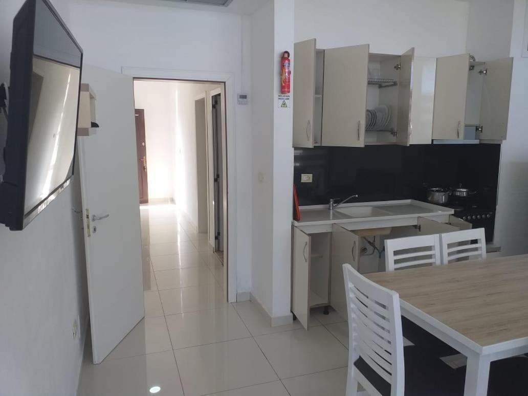 Flat Ergli Apartment เวลิโปเยอ ภายนอก รูปภาพ