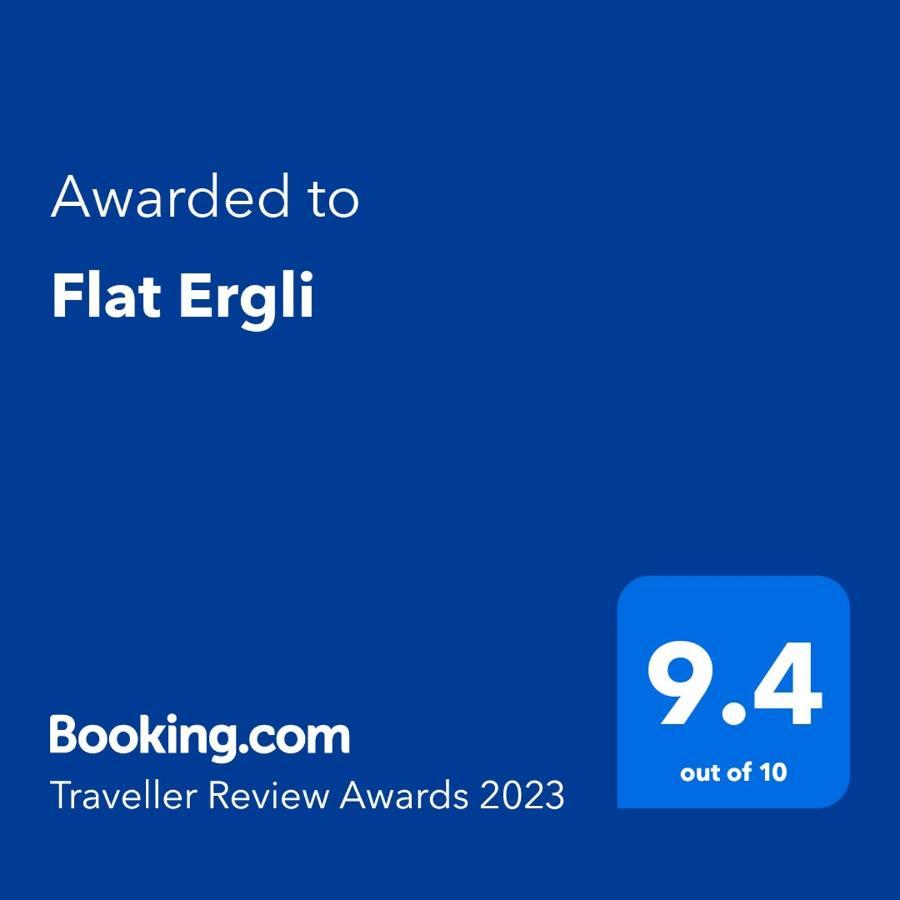 Flat Ergli Apartment เวลิโปเยอ ภายนอก รูปภาพ