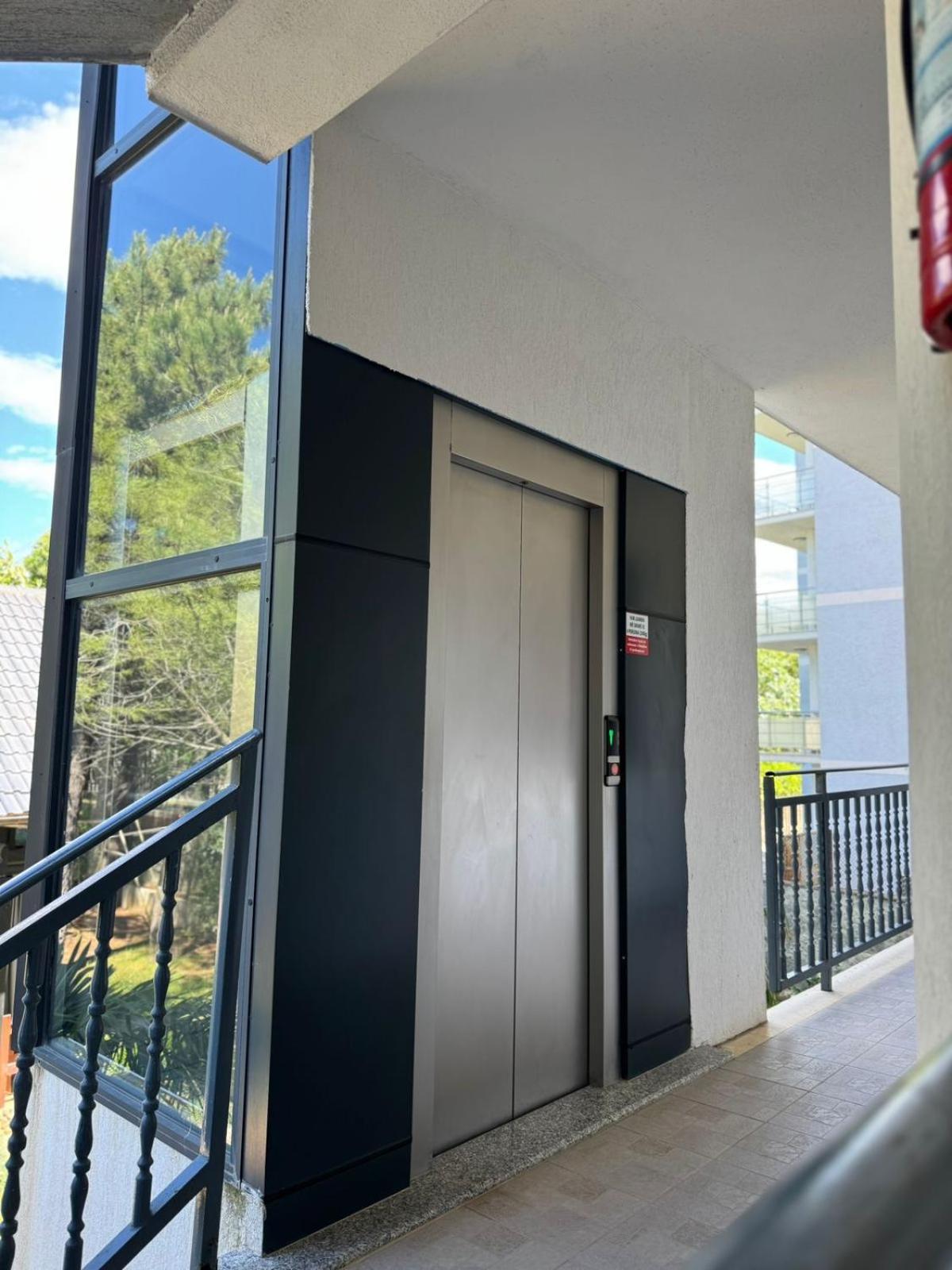 Flat Ergli Apartment เวลิโปเยอ ภายนอก รูปภาพ