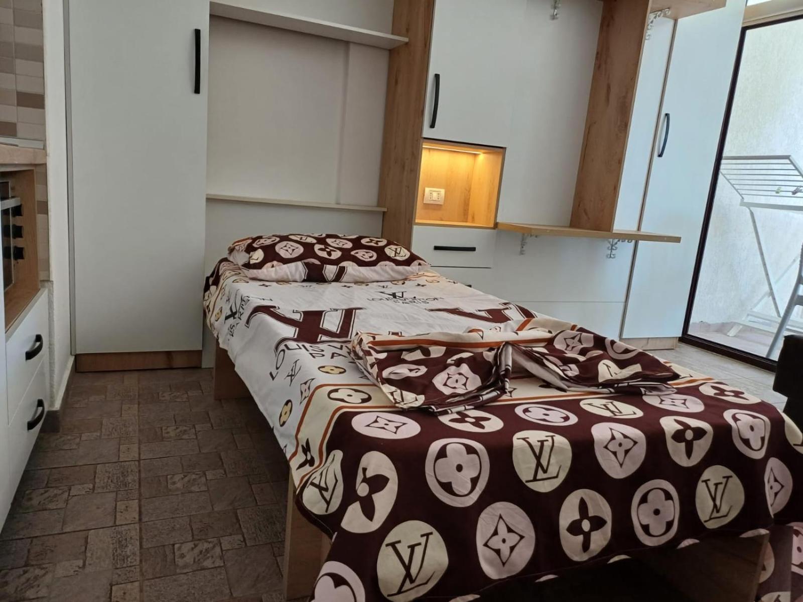 Flat Ergli Apartment เวลิโปเยอ ภายนอก รูปภาพ