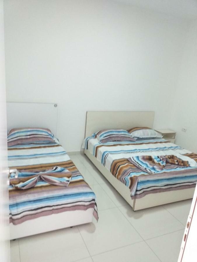 Flat Ergli Apartment เวลิโปเยอ ภายนอก รูปภาพ